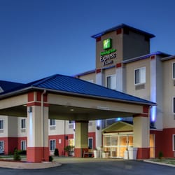 Holiday Inn Express Suites Hannibal 17 Photos 11 Reviews Photo Of Holiday Inn Express Suites Hannibal Mo United States