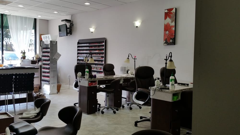 Lotus Nails Spa
