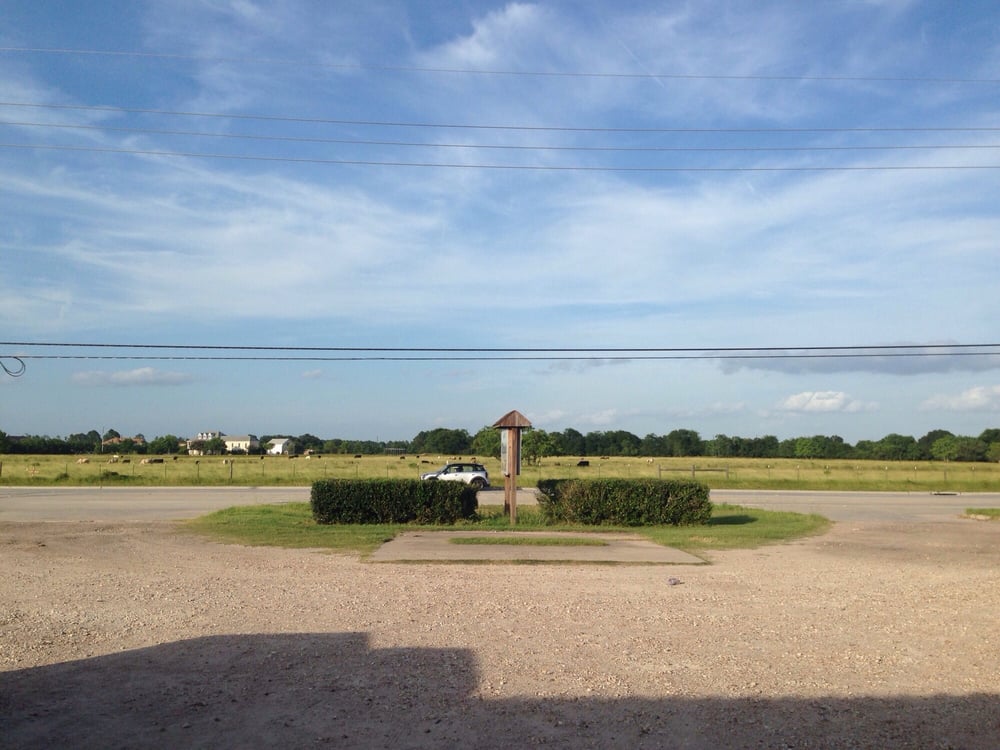 Apartment Wolf For RentThe Edgewater at Klein 7303 SpringCypress