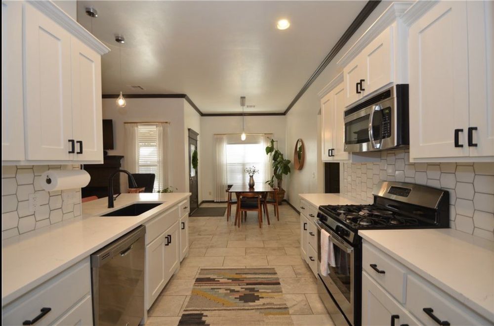 image of business Hunter Tile & Construction