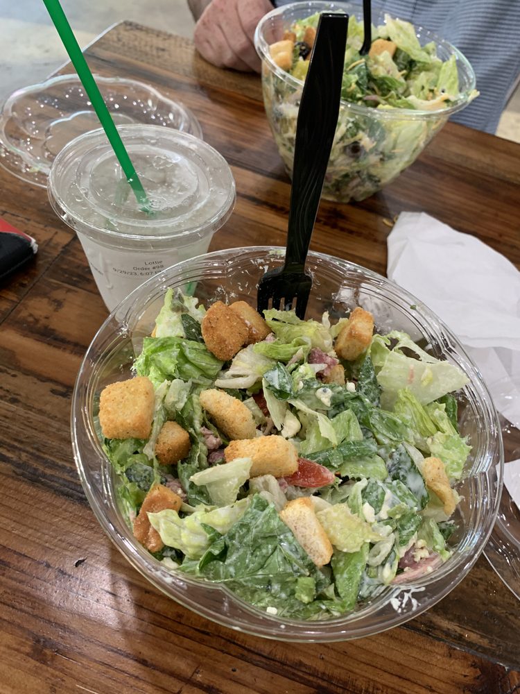 Salad Barn