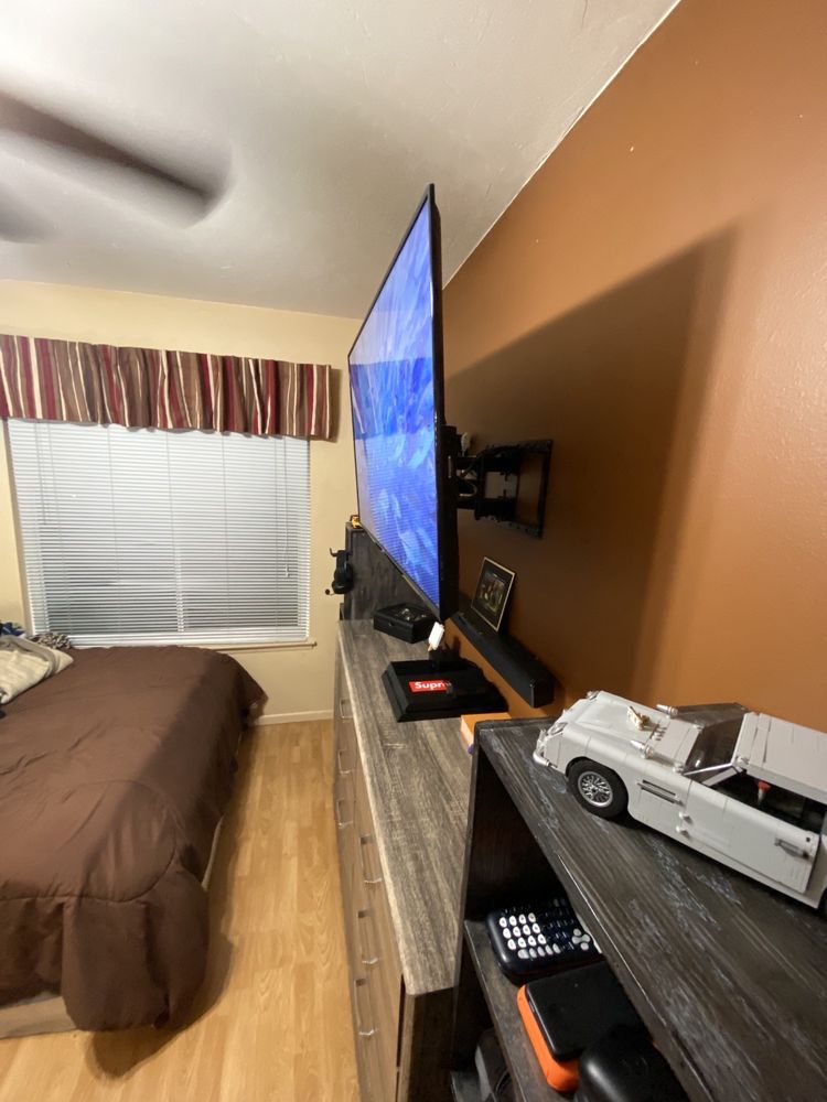 UA Multimedia