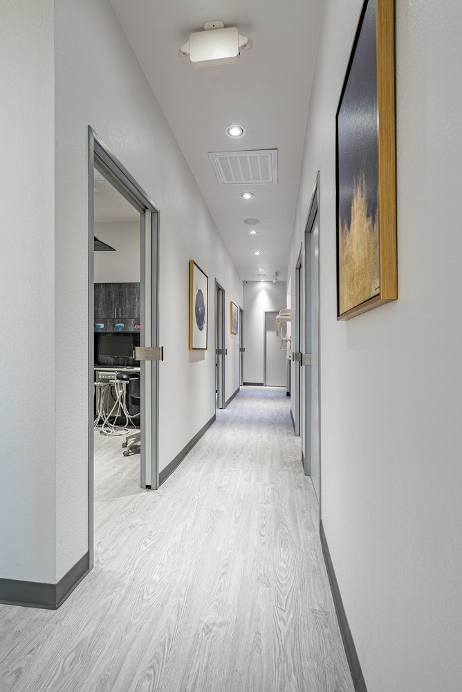 image of business The Smile Lounge
