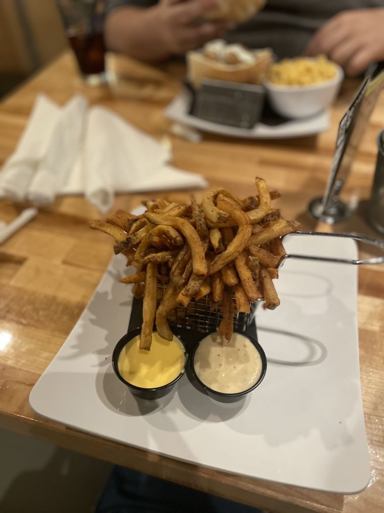 Three Notch'd Craft Kitchen & Brewery