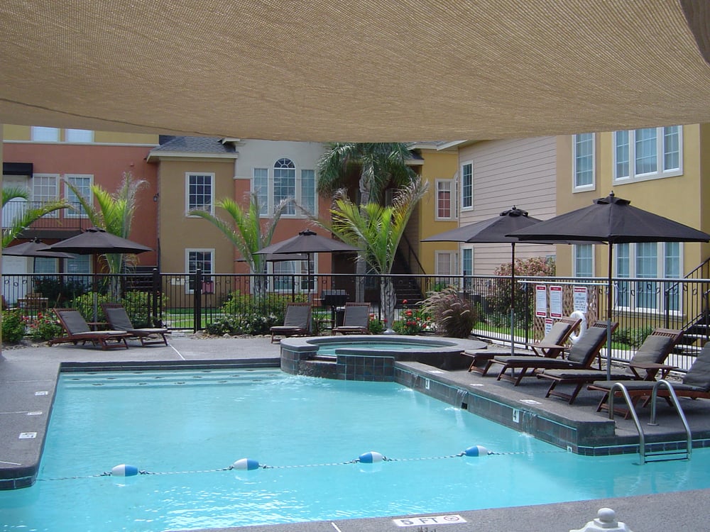 Stonewood Apartments
