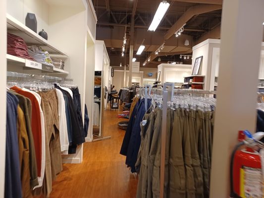 banana republic factory customer service number