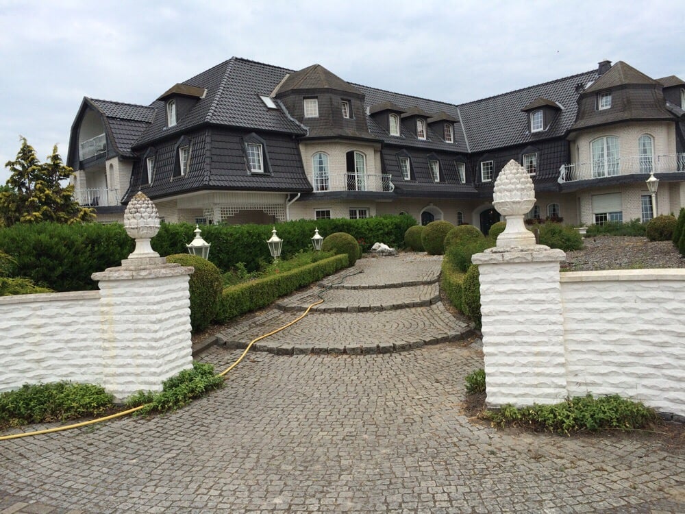 Stelinger Hof Hotels Engelbosteler Str. 51, Garbsen, Niedersachsen