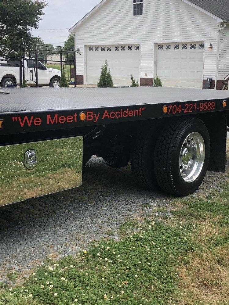 Chris' Affordable Towing