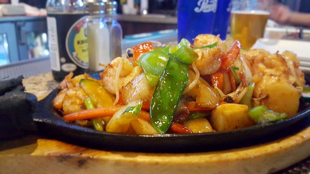 CJ'S Sports Grill & Turf Club
