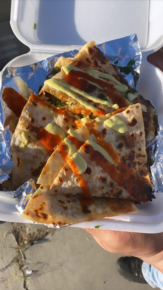 La Chigona Tacoholics