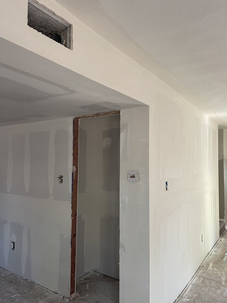 Fuentes Drywall Repairs & Texture