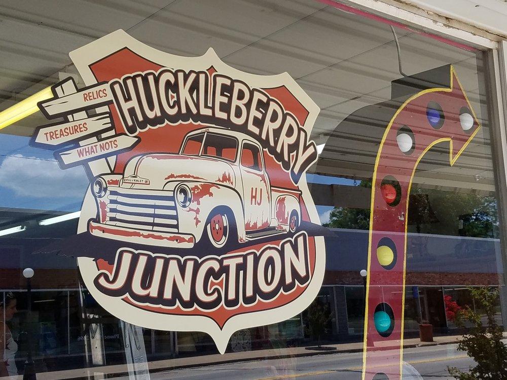 Huckleberry Junction Arts & Crafts 117 E Main St, Stigler, OK