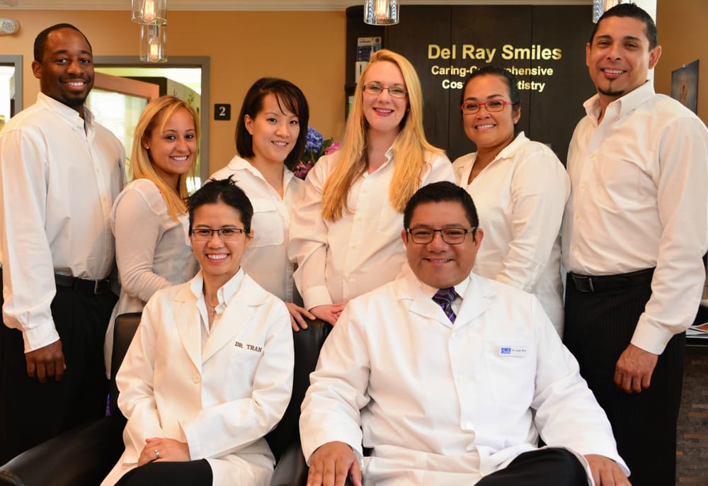 image of business Julie Tran, DDS - Del Ray Smiles