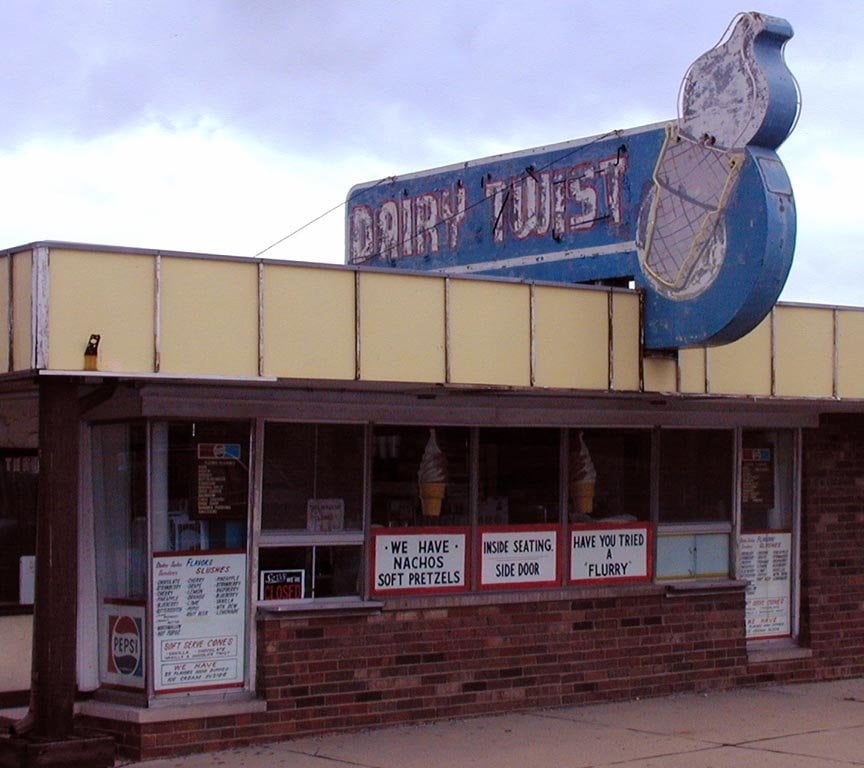 Dairy Twist Ice Cream & Frozen Yogurt 400 W 30th St, Connersville
