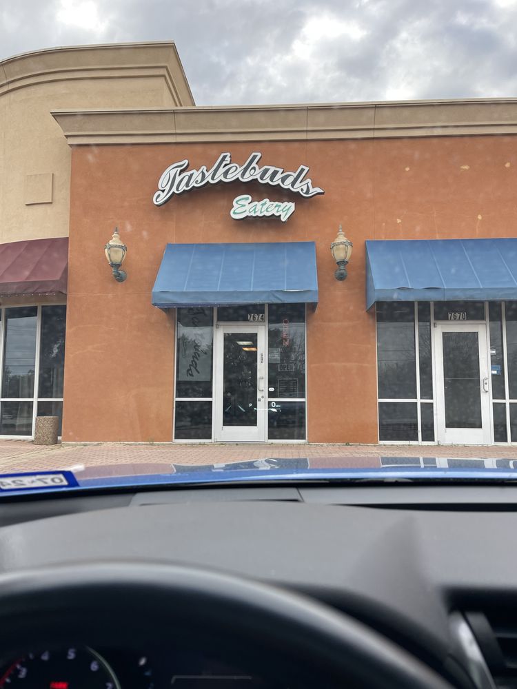 Tastebuds Eatery