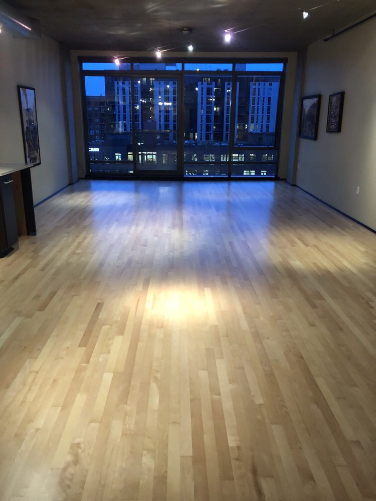 Hardwood Floor Specialist