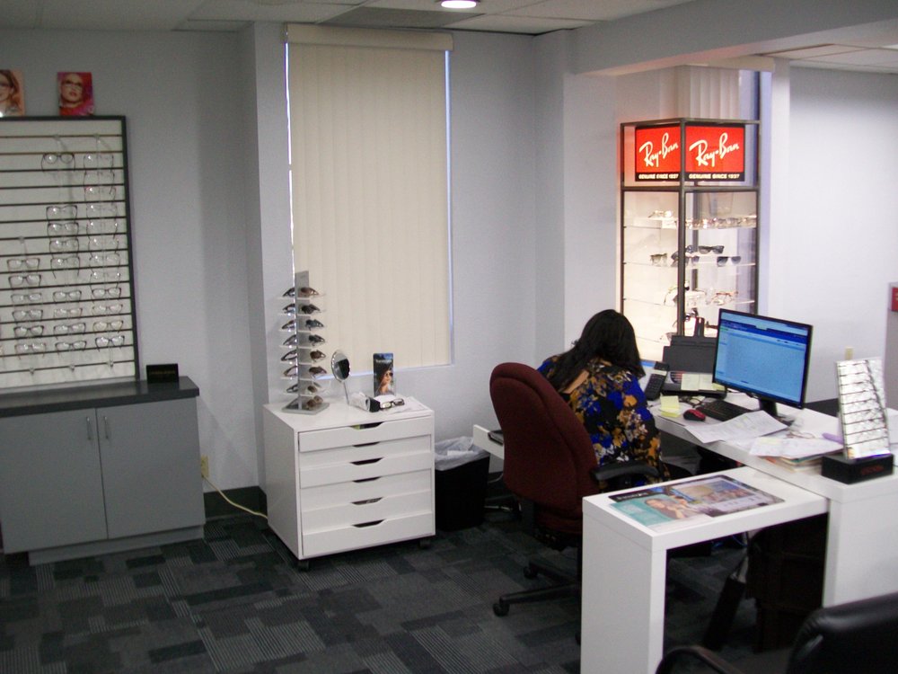 Eye Associates of San Diego & Acuity Eye Group - La Mesa
