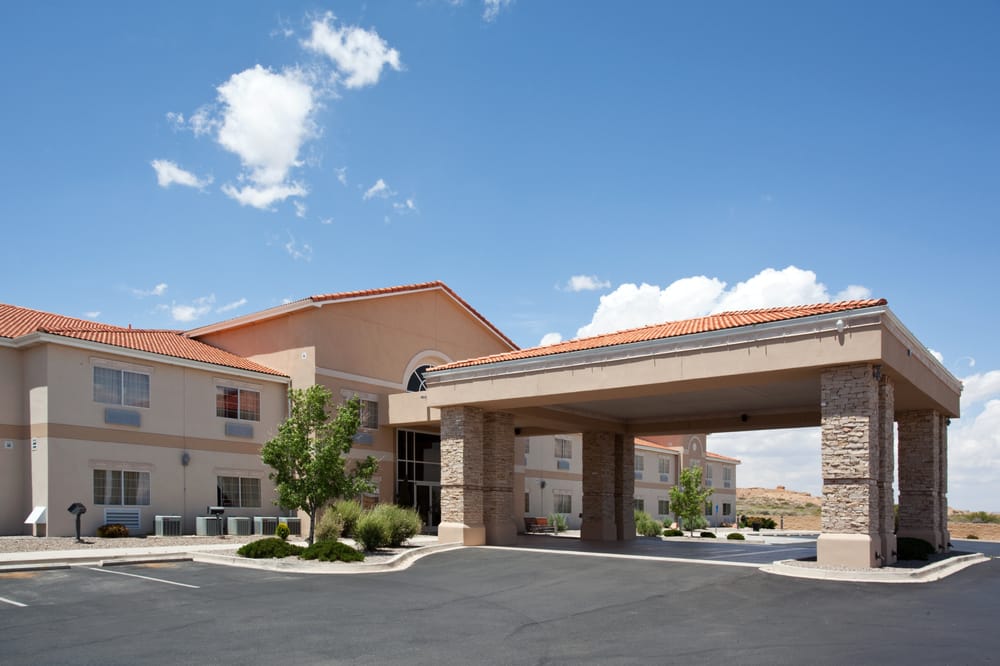 Holiday Inn Express Albuquerque South Belen 10 Photos Venues & Event Spaces 2110 Camino