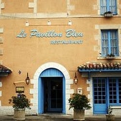 Auberge Le Pavillon Bleu - Restaurants - 7 Le Port, Bonneuil Matours ...