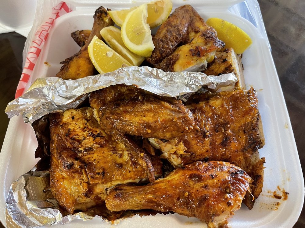 Los Pollos del Pueblo