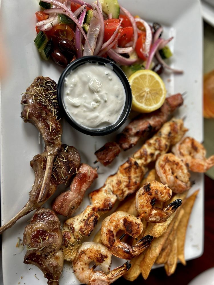 Santorini Mix Grill