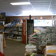 wayne s feed store pet stores 3435 auburn st rockford wayne s feed store pet stores 3435 auburn st rockford