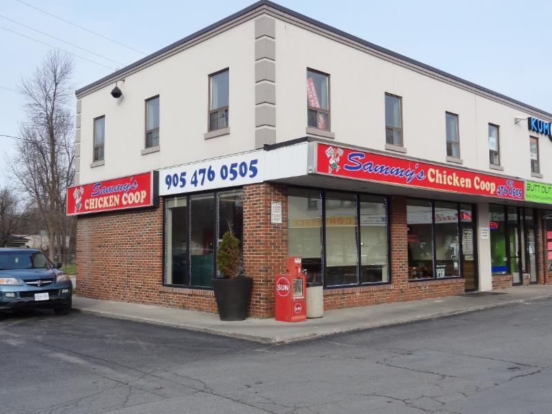 Sammy’s Chicken Coop Chicken Wings 213 The Queensway S, Keswick, ON, Canada Restaurant