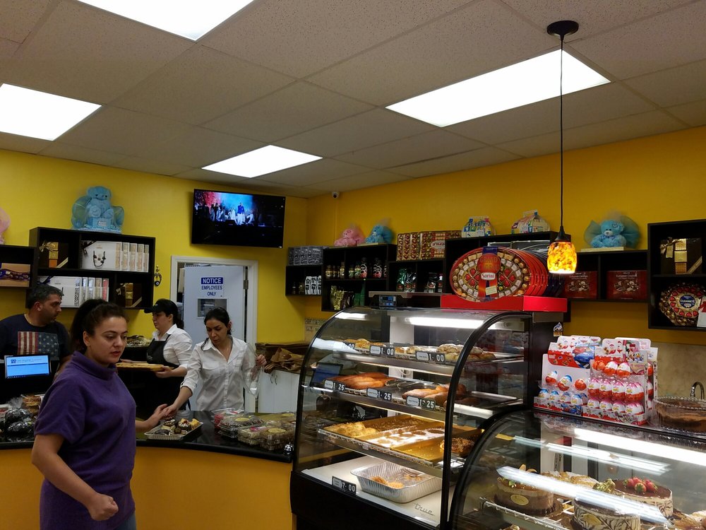 Venice Classic Pastry and Deli 76 Photos & 62 Reviews Bakeries