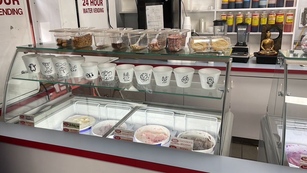 Gilbert Water And Ice, Gilbert Roadtrippers