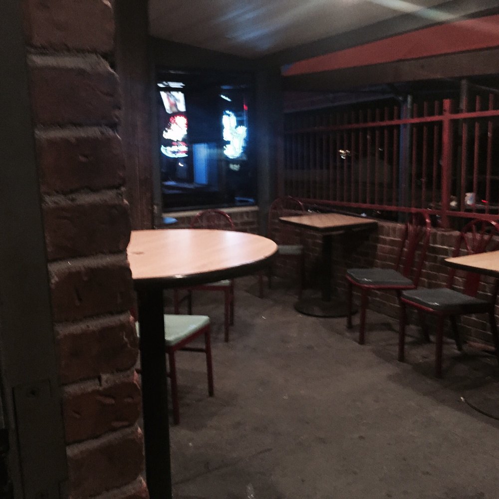 Babe's Restaurant & Lounge