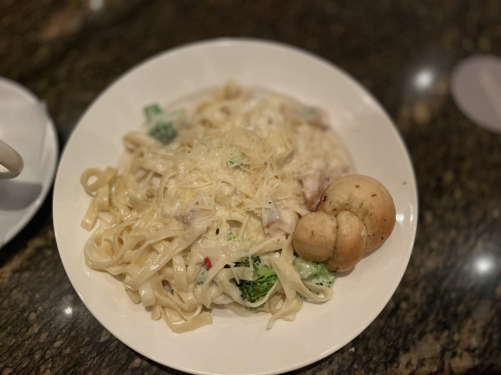 BJ's Restaurant & Brewhouse BJ's Restaurant & Brewhouse