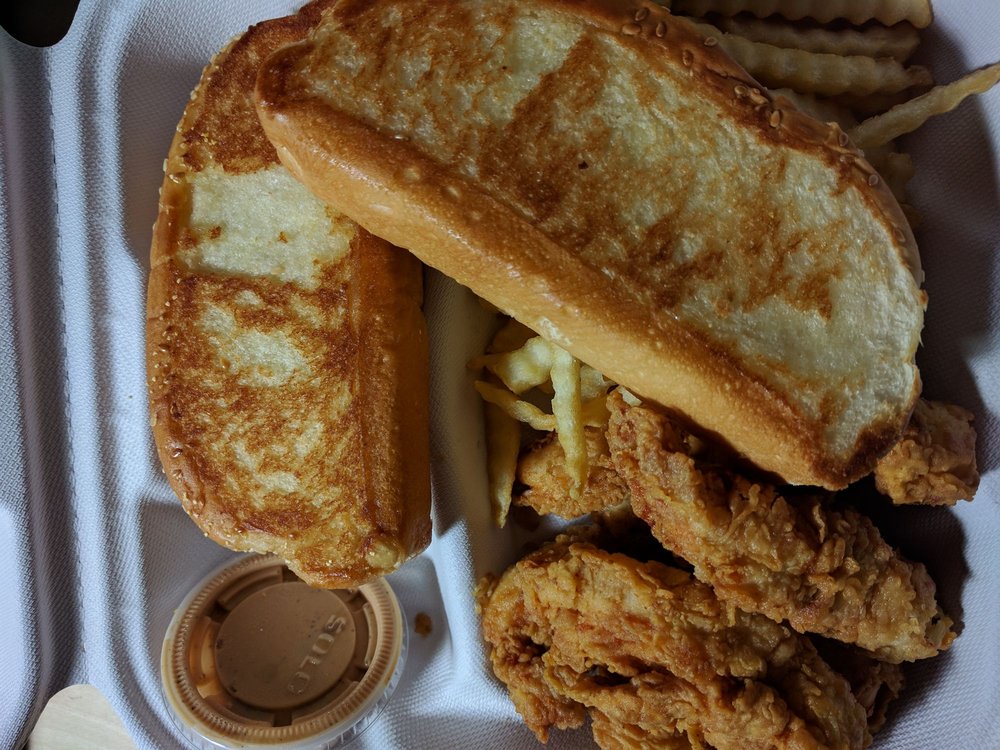 Raising Cane’s Chicken Fingers - 39 Photos & 127 Reviews - Fast Food