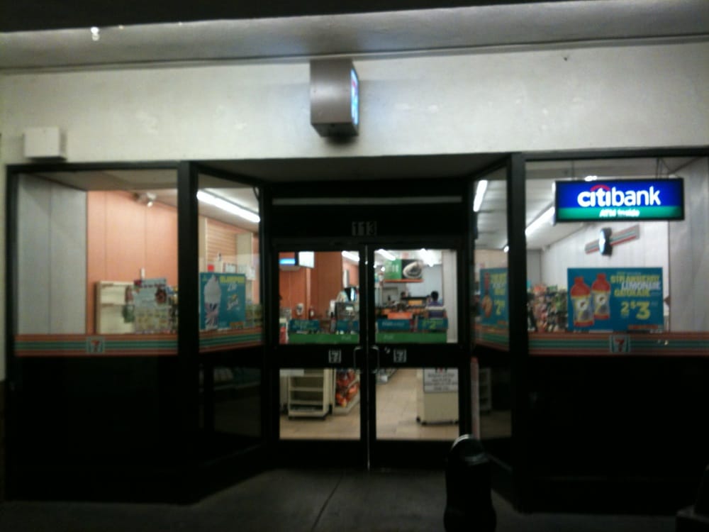 7-Eleven Photo