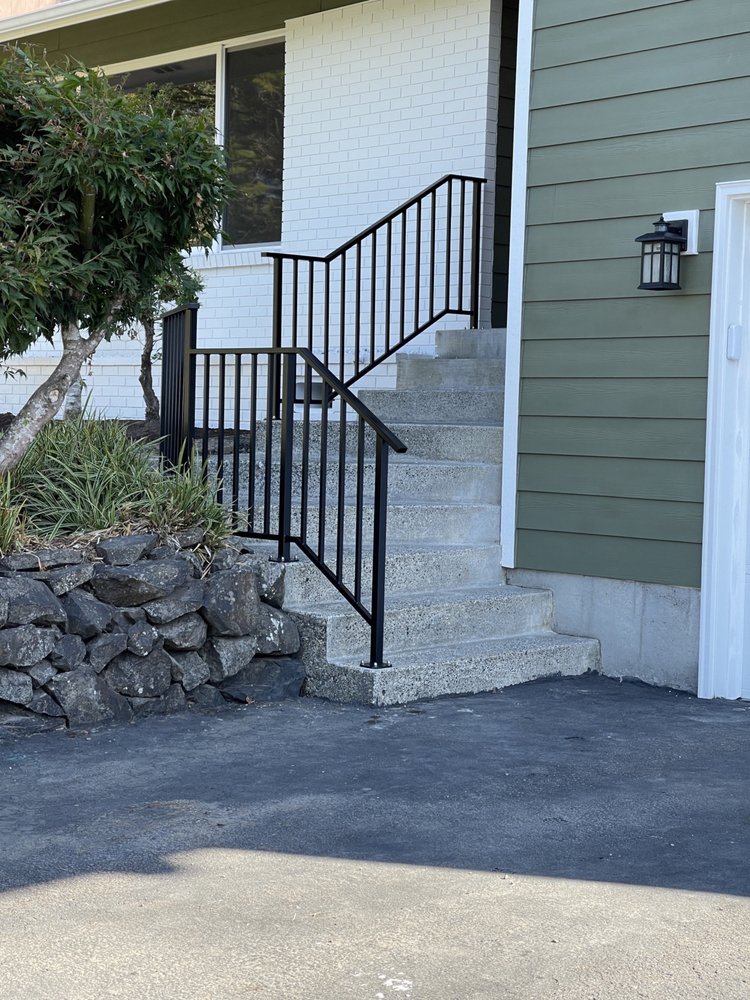 Iron Spade Construction & Welding