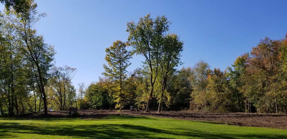 Diamond Riverside Park Image