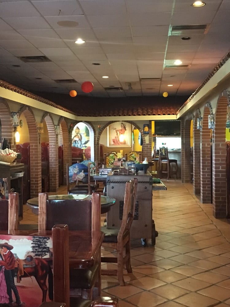 La Fiesta Mexico 15 Reviews Mexican 1195 West Kemper Rd