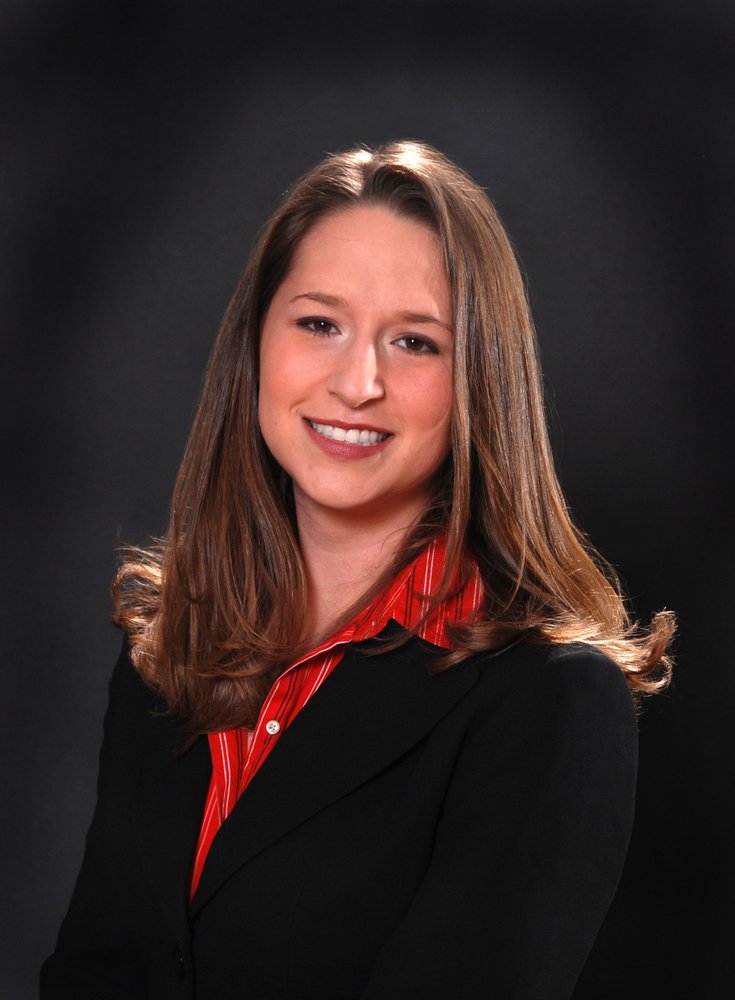 Cara Pierce Fonville Morisey Realty Real Estate Agents 8100 Creedmoor Rd, Raleigh, NC