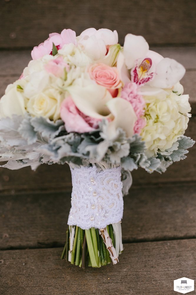 Flowers On The Mound 36 Photos & 22 Reviews Florists 635 Parker