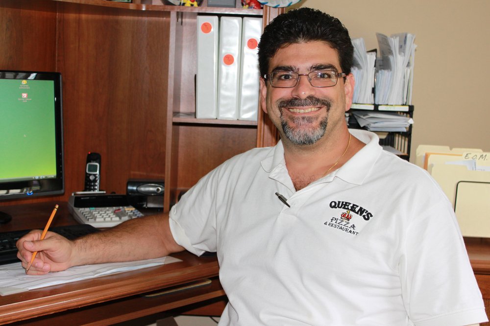 Queen’s Pizza & Restaurant 22 Photos & 62 Reviews Pizza 1834 N