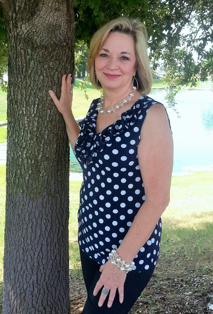 Gina Teague RE/MAX Unlimited Get Quote Real Estate Agents 1230