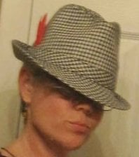Lesley R.'s Review
